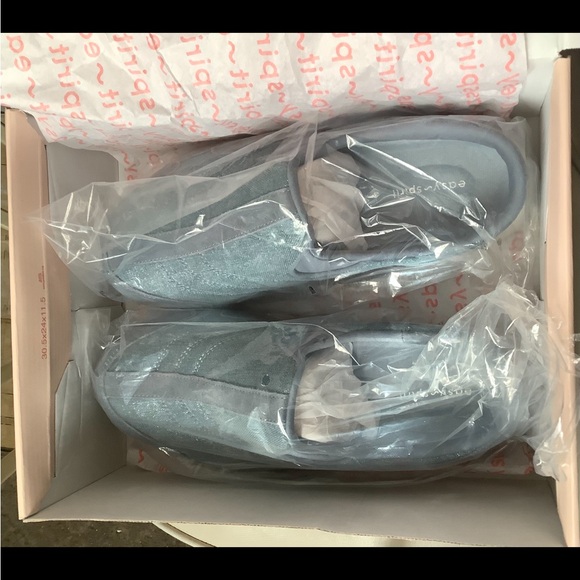New in Box Easy Spirits 10 WW Light Blue SparkleTravelTime Style 430 Clogs Mules - Picture 13 of 16
